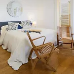 Elegant Brac 4 Bedrooms Shoreline Serenity Stunning Sea Views ヴィラ ムーヴィクサ
