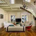 ヴィラ Elegant Brac 4 Bedrooms Shoreline Serenity Stunning Sea Views