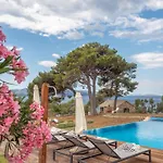 ヴィラ Elegant Brac 4 Bedrooms Shoreline Serenity Stunning Sea Views *