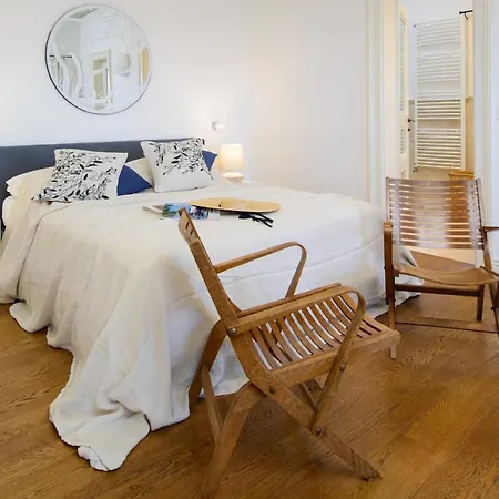 Villa Beachfront Oasis: Elegant Brac Retreat With Sea Views Murvica (Brac)
