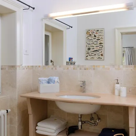 Beachfront Oasis: Elegant Brac Retreat With Sea Views *