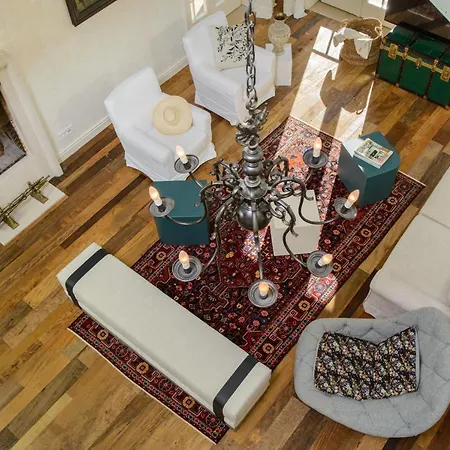 Beachfront Oasis: Elegant Brac Retreat With Sea Views *