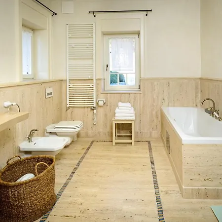 Beachfront Oasis: Elegant Brac Retreat With Sea Views * Murvica (Brac)